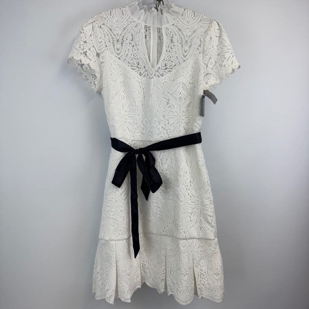White House Black Market Dress Women's Size 4 Ecru Lace Fit & Flare Cocktail NWT